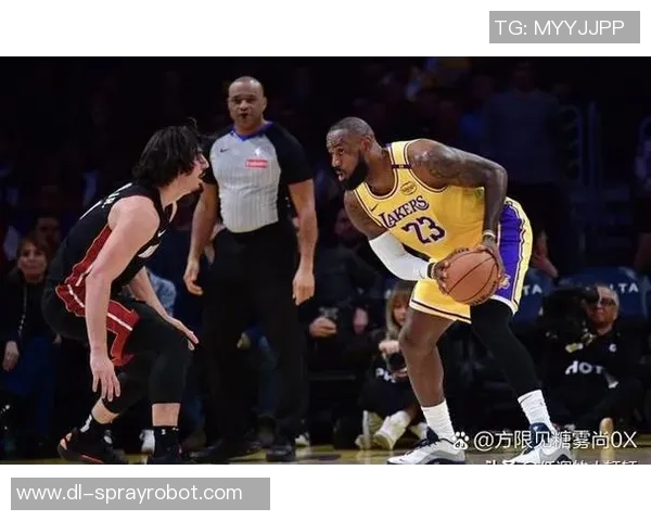 2016年勇士队与老鹰队的精彩对决回顾与分析