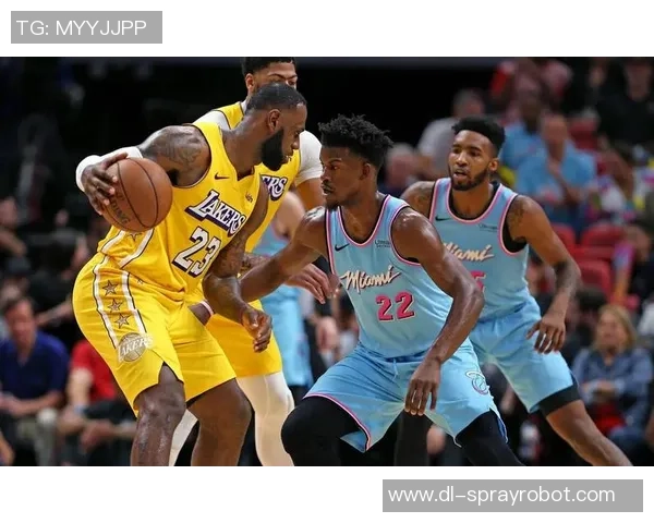 2020年10月12日湖人与热火精彩对决视频回顾及赛后分析 2020年10月12日湖人与热火精彩对决视频回顾及赛后分析