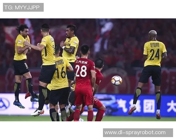 恒大与苏宁激战正酣争冠之路谁能笑到最后引发球迷热议 恒大与苏宁激战正酣争冠之路谁能笑到最后引发球迷热议